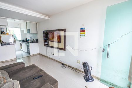 Sala de casa à venda com 2 quartos, 70m² em Canaã, Belo Horizonte