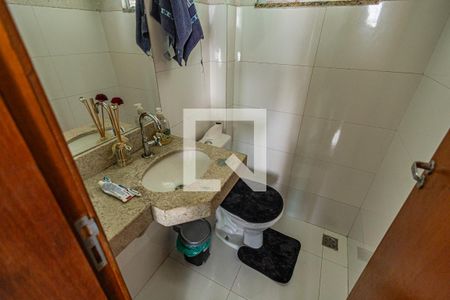 Lavabo de casa à venda com 2 quartos, 70m² em Canaã, Belo Horizonte