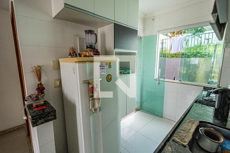 Cozinha de casa à venda com 2 quartos, 70m² em Canaã, Belo Horizonte