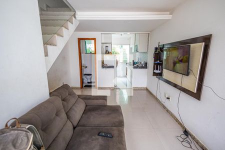 Sala de casa à venda com 2 quartos, 70m² em Canaã, Belo Horizonte