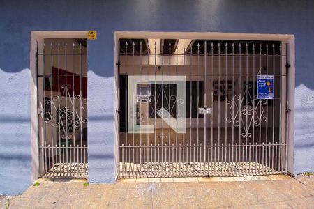 Casa à venda com 170m², 3 quartos e 2 vagasFachada