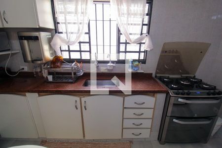 Casa à venda com 170m², 3 quartos e 2 vagasCozinha