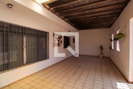 Casa à venda com 170m², 3 quartos e 2 vagasGaragem