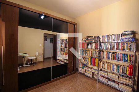 Casa à venda com 170m², 3 quartos e 2 vagasQuarto 2