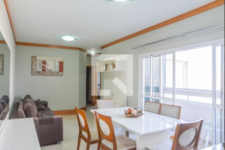 Apartamento para alugar com 81m², 3 quartos e 2 vagasSala