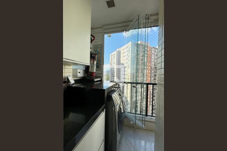 Apartamento à venda com 110m², 3 quartos e 2 vagasÁrea de Serviço