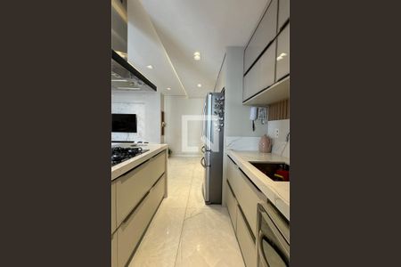 Apartamento à venda com 110m², 3 quartos e 2 vagasCozinha