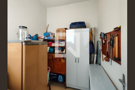 Apartamento à venda com 122m², 3 quartos e 2 vagas Apartamento à venda com 122m², 3 quartos e 2 vagasQuarto de Serviço