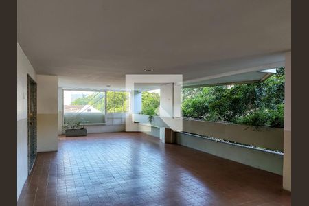 Apartamento à venda com 122m², 3 quartos e 2 vagas Apartamento à venda com 122m², 3 quartos e 2 vagasÁrea comum - Playground