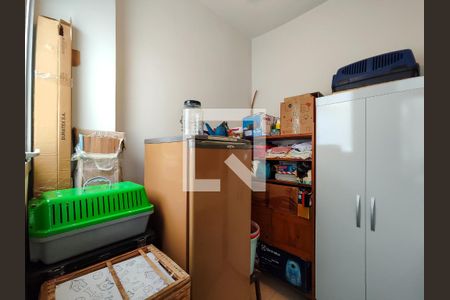 Apartamento à venda com 122m², 3 quartos e 2 vagas Apartamento à venda com 122m², 3 quartos e 2 vagasQuarto de Serviço