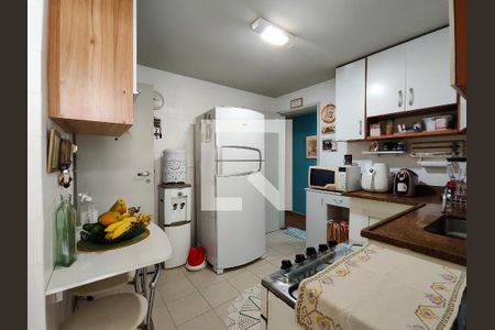 Apartamento à venda com 122m², 3 quartos e 2 vagas Apartamento à venda com 122m², 3 quartos e 2 vagasCozinha