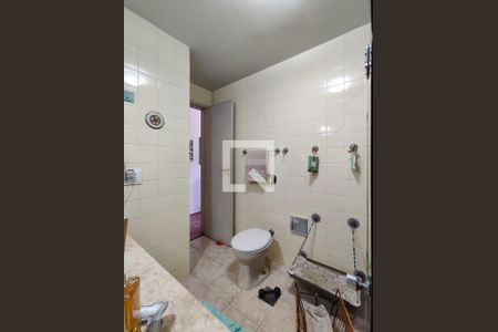 Apartamento à venda com 122m², 3 quartos e 2 vagas Apartamento à venda com 122m², 3 quartos e 2 vagasBanheiro da Suíte
