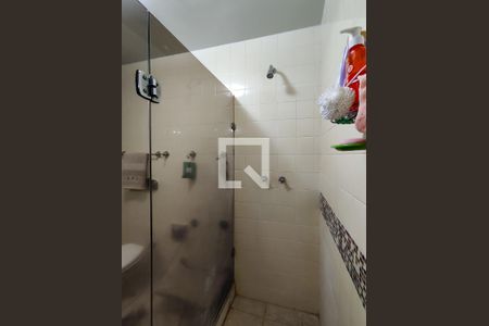 Apartamento à venda com 122m², 3 quartos e 2 vagas Apartamento à venda com 122m², 3 quartos e 2 vagasBanheiro da Suíte