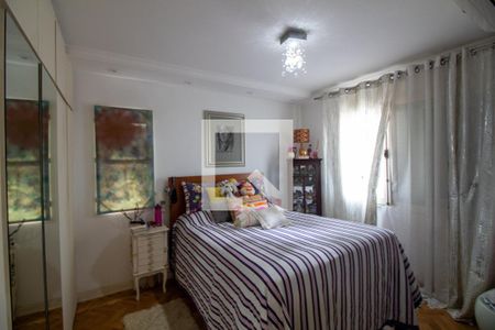 Apartamento à venda com 380m², 5 quartos e 3 vagas Apartamento à venda com 380m², 5 quartos e 3 vagasQuarto 4 - Suíte 2