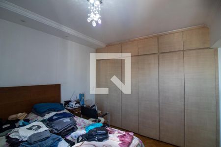 Apartamento à venda com 380m², 5 quartos e 3 vagas Apartamento à venda com 380m², 5 quartos e 3 vagasQuarto 3 - Suíte 1