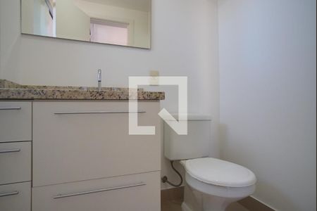 Banheiro da Suíte de apartamento para alugar com 3 quartos, 90m² em Vila Ipiranga, Porto Alegre