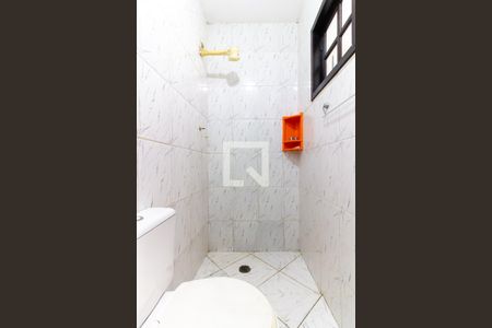 Casa à venda com 248m², 3 quartos e 2 vagas Casa à venda com 248m², 3 quartos e 2 vagasBanheiro de serviço