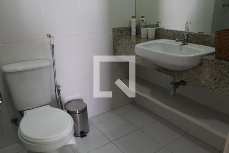 Banheiro Studio de kitnet/studio para alugar com 1 quarto, 48m² em Caminho das Árvores, Salvador