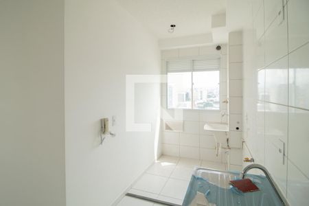 Cozinha e Área de Serviço de apartamento para alugar com 2 quartos, 43m² em Vila Guilherme, São Paulo
