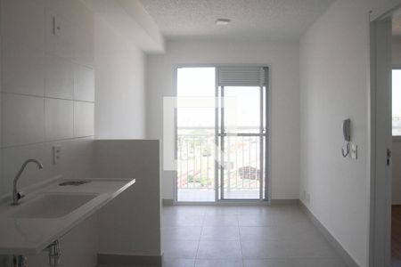 Apartamento para alugar com 30m², 1 quarto e sem vaga Apartamento para alugar com 30m², 1 quarto e sem vagaCozinha e Área de Serviço