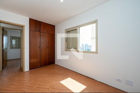 Apartamento à venda com 76m², 2 quartos e 1 vagaQuarto 1