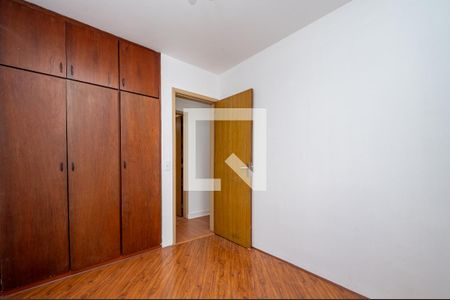 Apartamento à venda com 76m², 2 quartos e 1 vagaQuarto 2