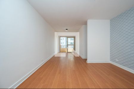 Apartamento à venda com 76m², 2 quartos e 1 vagaSala