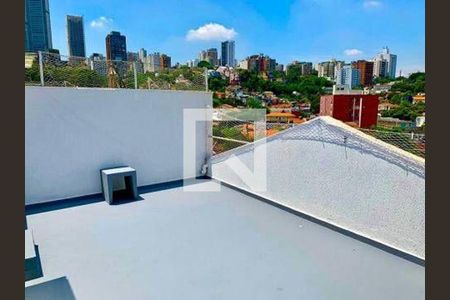 Casa à venda com 3 quartos, 122m² em Vila Madalena, São Paulo