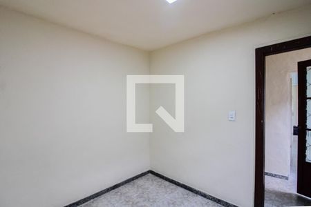 Quarto 2 de casa para alugar com 2 quartos, 38m² em Céu Azul, Belo Horizonte