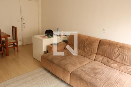 Sala de apartamento para alugar com 2 quartos, 70m² em Moema, São Paulo