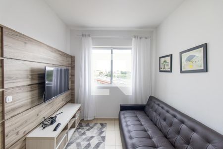 Sala de apartamento para alugar com 1 quarto, 40m² em Cristo Rei, Curitiba