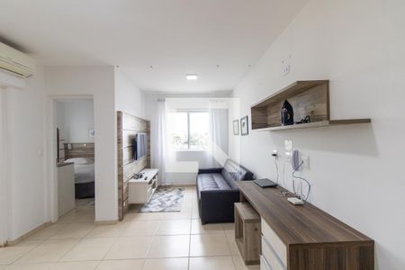 Sala de apartamento para alugar com 1 quarto, 40m² em Cristo Rei, Curitiba