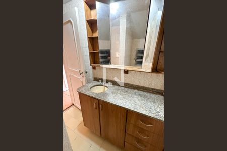 Apartamento à venda com 142m², 3 quartos e 1 vagaBanheiro 01