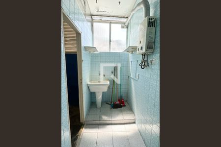 Apartamento à venda com 142m², 3 quartos e 1 vagaÁrea de Serviço