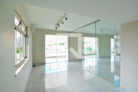 Apartamento para alugar com 384m², 5 quartos e 3 vagasSala