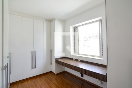 Apartamento para alugar com 384m², 5 quartos e 3 vagasQuarto 4 