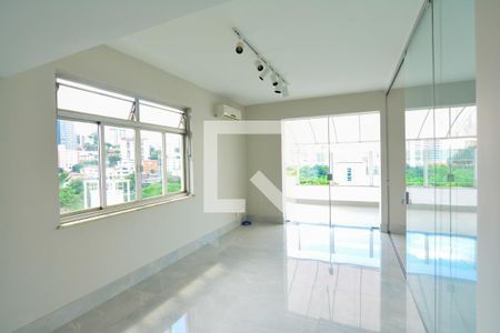 Apartamento para alugar com 384m², 5 quartos e 3 vagasSala