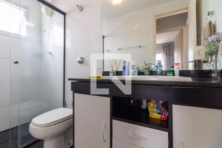 Banheiro de apartamento à venda com 1 quarto, 48m² em Vila São Francisco, Osasco
