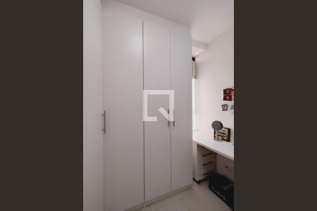 Apartamento para alugar com 80m², 3 quartos e 1 vagaQuarto 3 - Armários
