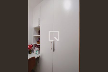 Apartamento para alugar com 80m², 3 quartos e 1 vagaQuarto 3 - Armários