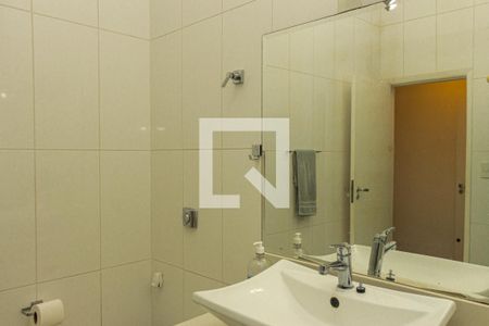 Casa à venda com 250m², 2 quartos e 2 vagasBanheiro