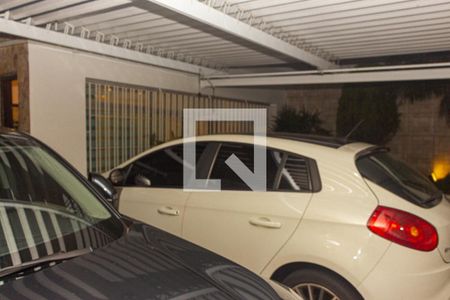 Casa à venda com 250m², 2 quartos e 2 vagasGaragem