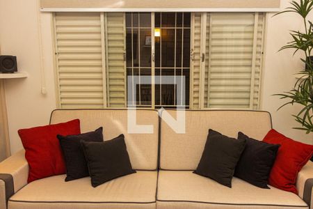 Casa à venda com 250m², 2 quartos e 2 vagasQuarto 2