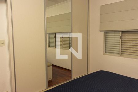 Casa à venda com 250m², 2 quartos e 2 vagasSuíte