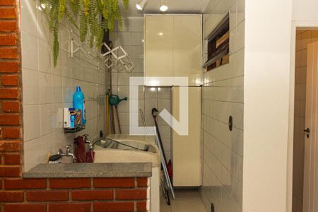 Casa à venda com 250m², 2 quartos e 2 vagasÁrea de Serviço