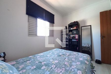 Quarto 2  de apartamento à venda com 3 quartos, 77m² em Vila Mimosa, Campinas