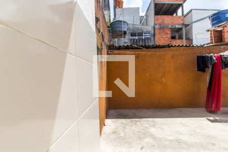 Casa para alugar com 48m², 1 quarto e 1 vagaÁrea de Serviço
