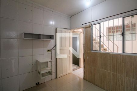Sala de casa para alugar com 1 quarto, 35m² em Vila Ema, São Paulo