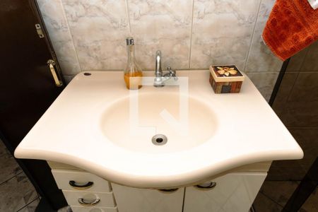 Casa à venda com 125m², 3 quartos e 2 vagas Casa à venda com 125m², 3 quartos e 2 vagasBanheiro da Suíte