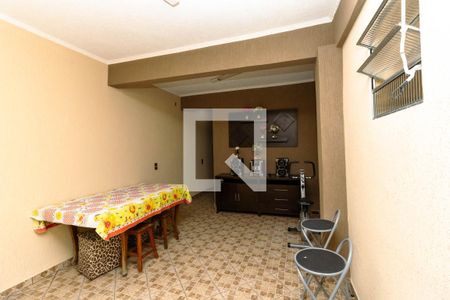 Casa à venda com 125m², 3 quartos e 2 vagas Casa à venda com 125m², 3 quartos e 2 vagasEspaço Gourmet